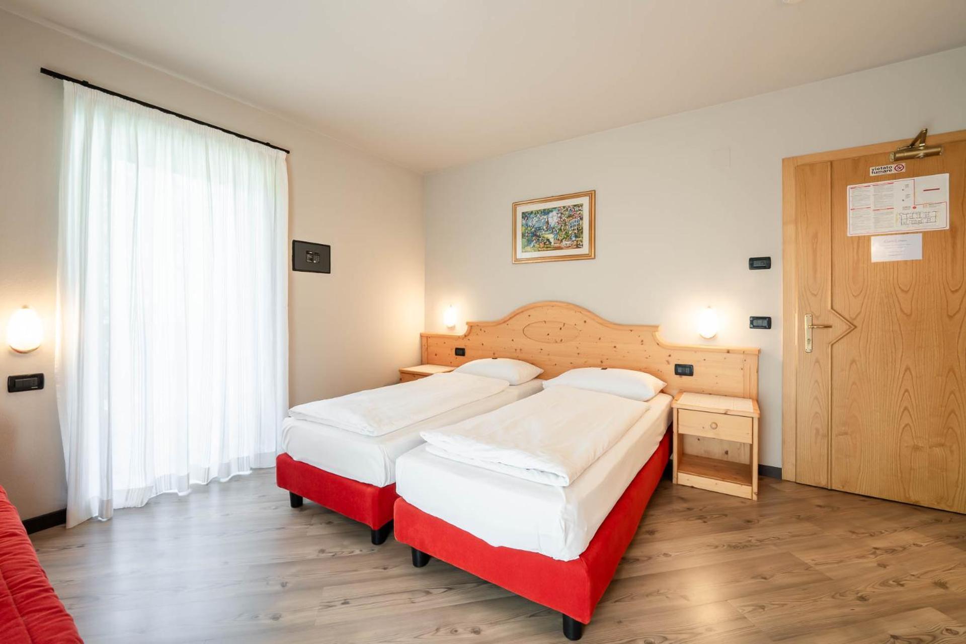 Bed and Breakfast Garni Letizia Кампітелло-ді-Фасса Екстер'єр фото